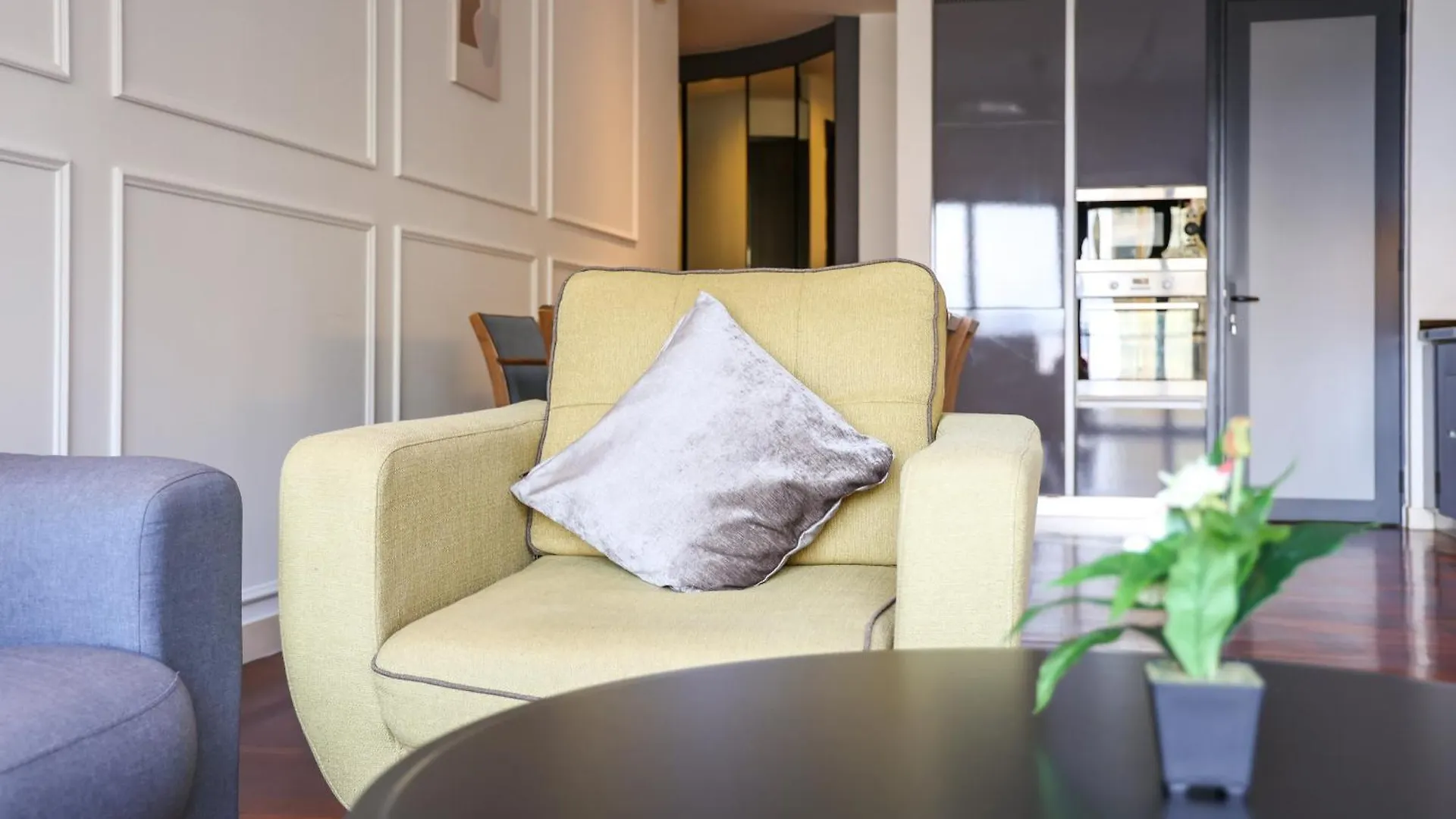 Aparthotel The Mews Klcc By Gb Kuala Lumpur Ma­lay­sia
